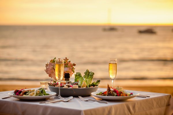 Dine outdoors at some at romantic restaurants in Los Angeles.